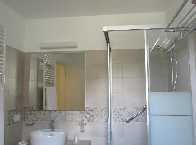 Casa Per Ferie Rossana * לבנטו