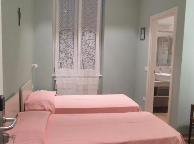 Hotel Casa Per Ferie Rossana *